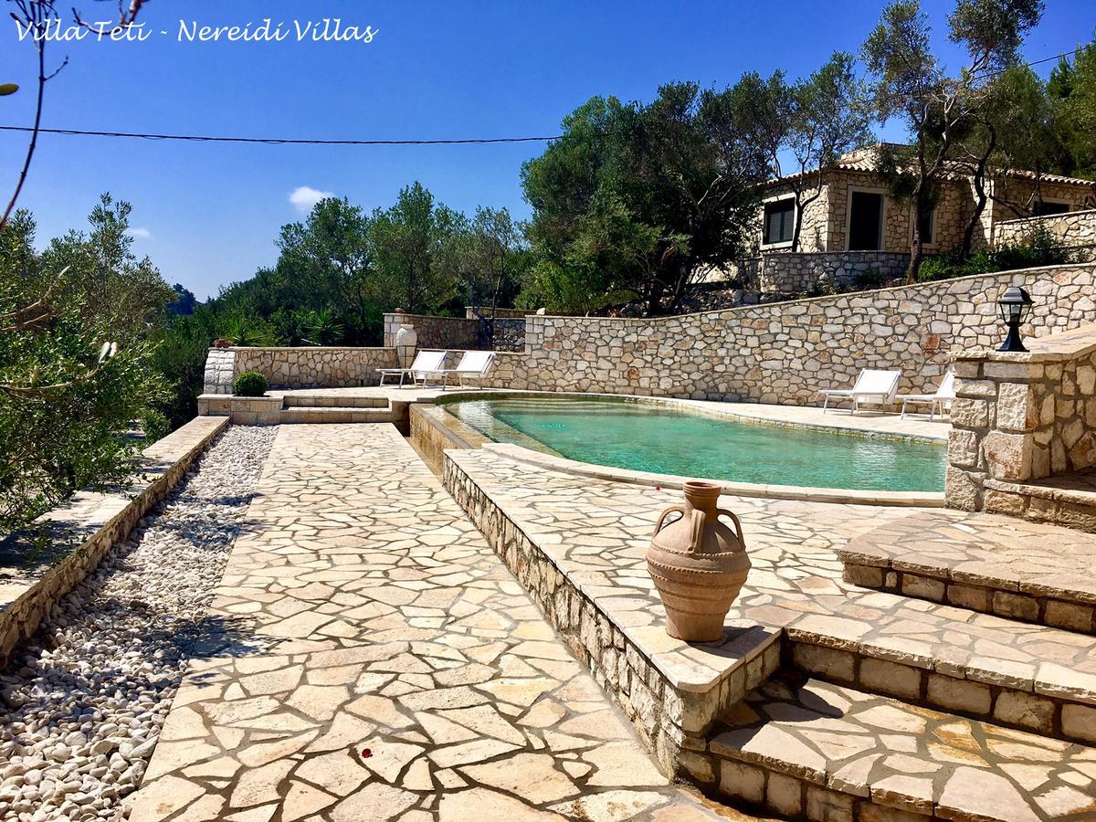 Nereidi Pool Villas Porto Ozias ภายนอก รูปภาพ